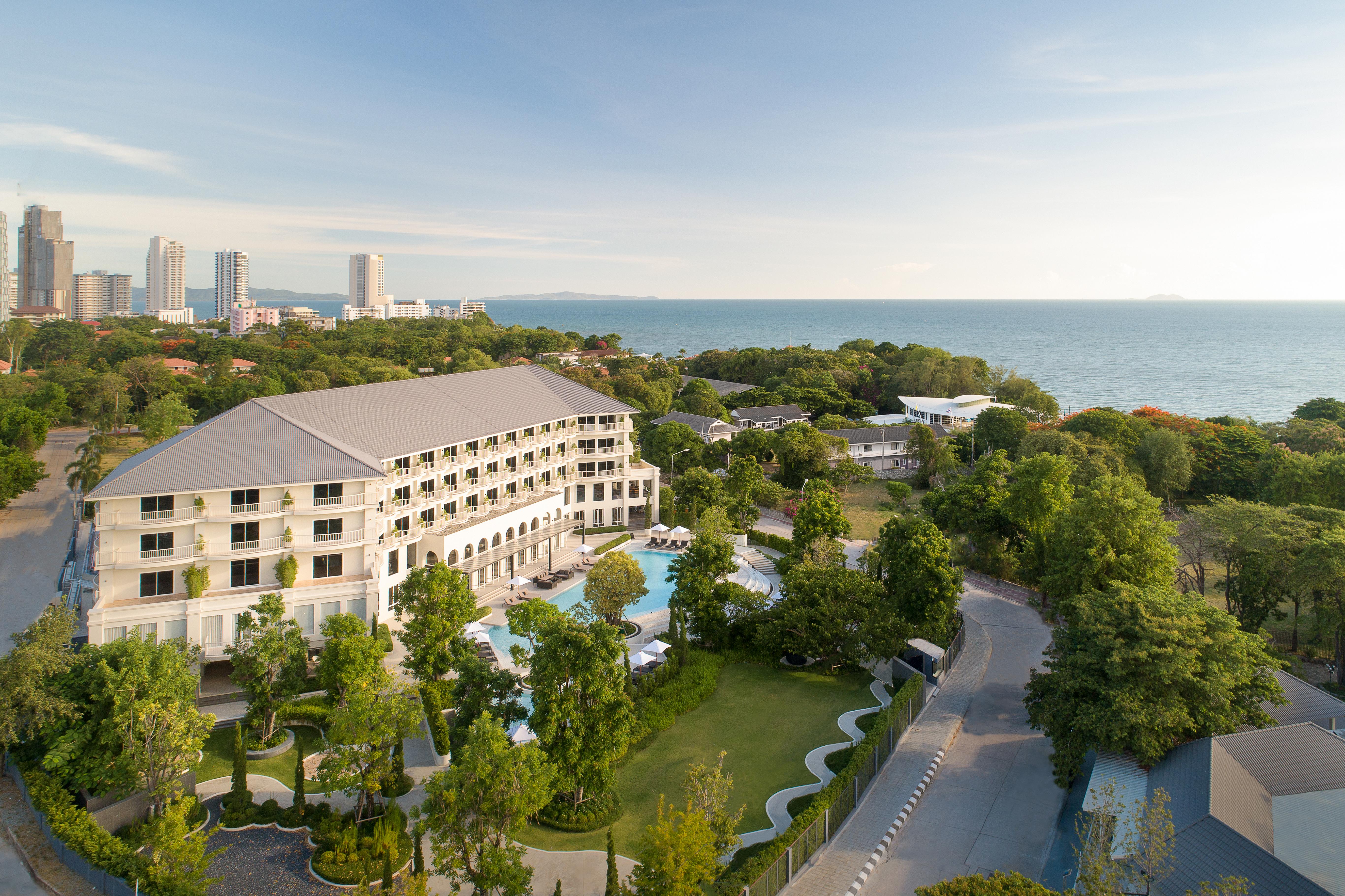 Cross Pattaya Pratamnak Hotel Exterior foto